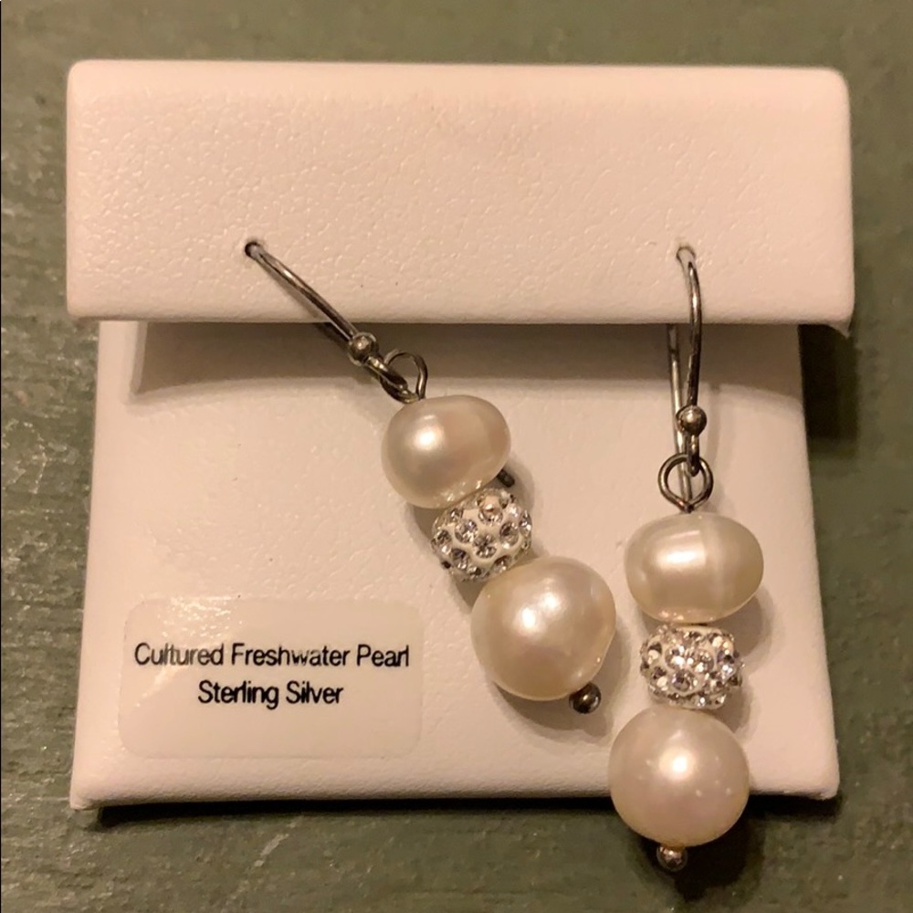 Freshwater Pearl Earrings